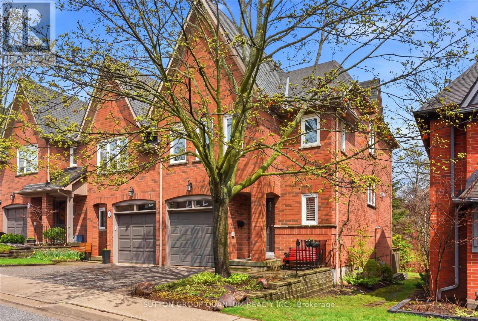 Row / Townhouse for Sale in 30C - 928 QUEEN STREET W|Mississauga (Lorne Park), Ontario L5H4K5