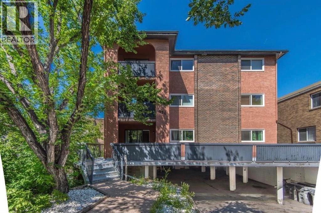 Apartment for Sale in 4, 930 Royal Avenue SW|Calgary, Alberta T2T0L5