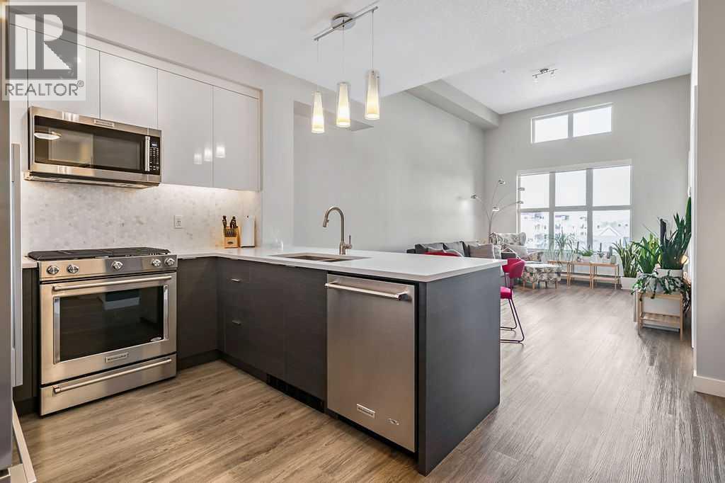 Apartment for Sale in 1417, 95 Burma Star Road SW|Calgary, Alberta T3E8A9 4