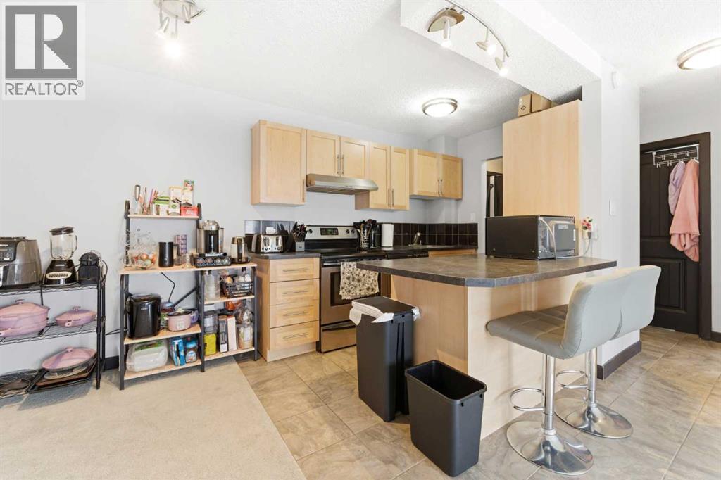 Apartment for Sale in 302, 620 15 Avenue SW|Calgary, Alberta T2R0R5 4