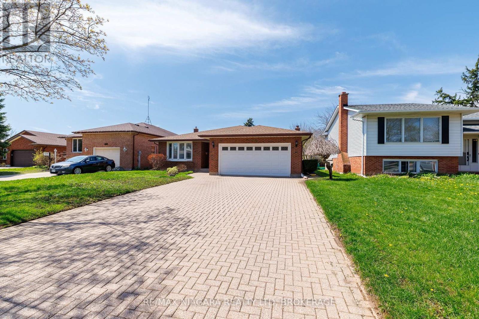 f514-34 NECONO DEGITAL CAMELA リサ・ラーソン For sale: 4409 LATINA CRESCENT, Niagara Falls (Morrison), Ontario