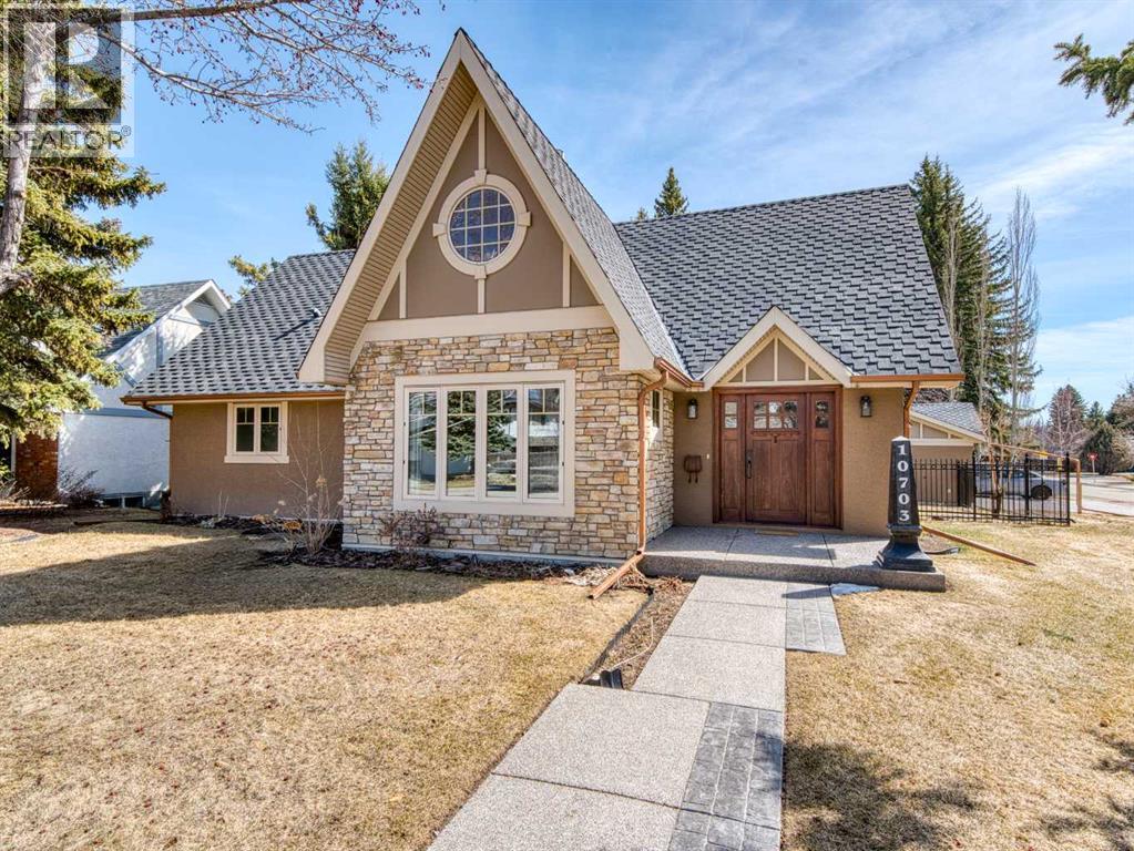 House for Sale in 10703 Willowgreen Drive SE|Calgary, Alberta T2J1P7