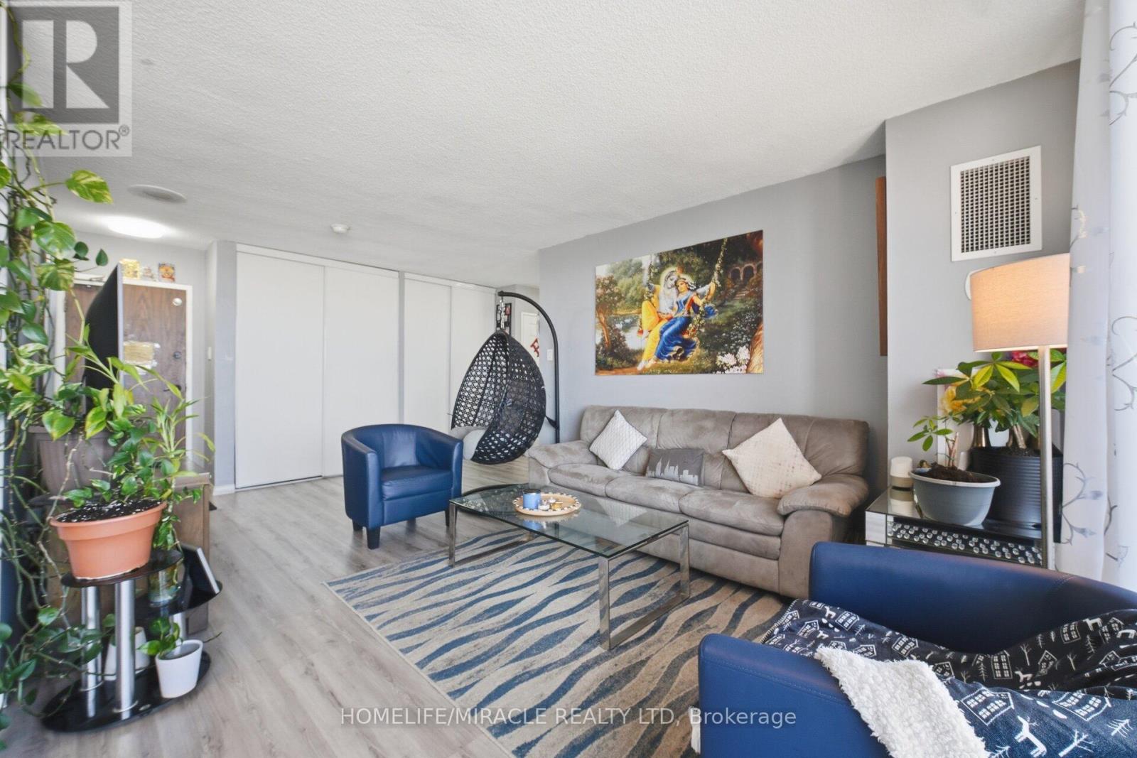 For sale: 701 - 301 PRUDENTIAL DRIVE, Toronto (Dorset Park