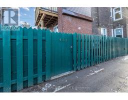 Triplex – BASEMENT - 633 OSSINGTON AVENUE, Toronto – photo 1