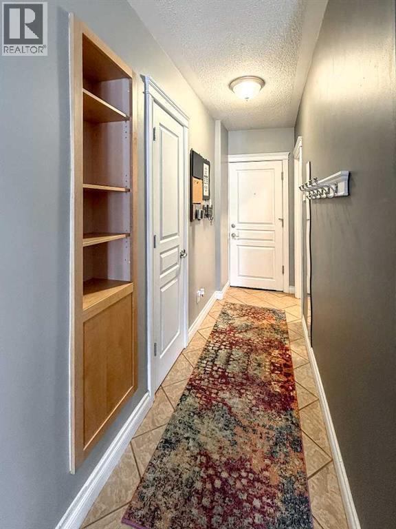 Apartment for Sale in 22, 1813 25 Avenue SW|Calgary, Alberta T2T1A4 2