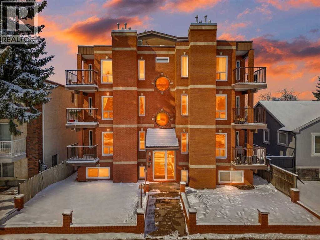 Apartment for Sale in 202, 825 4 Street NE|Calgary, Alberta T2E3S9