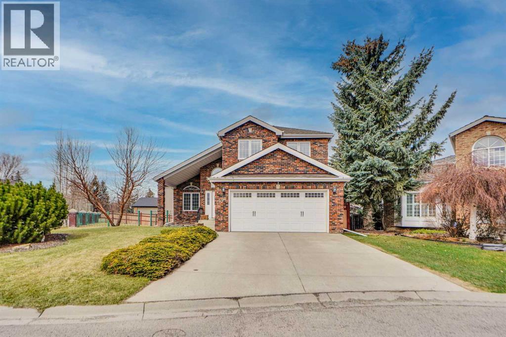 House for Sale in 1408 Christie Knoll Green SW|Calgary, Alberta T3H2R7