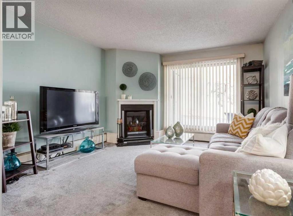 Apartment for Sale in 4107, 315 Southampton Drive SW|Calgary, Alberta T2W2T6 4