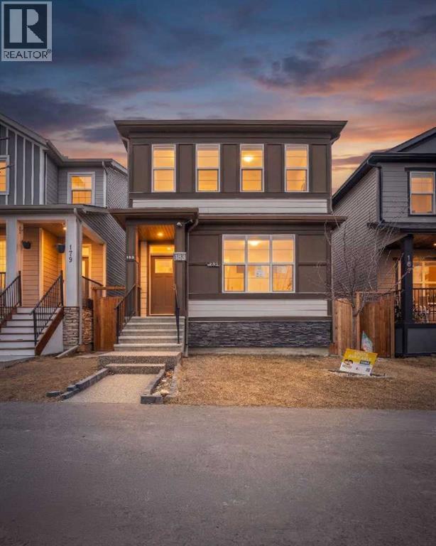 House for Sale in 183 Cornerbrook Gate NE|Calgary, Alberta T3N1L5