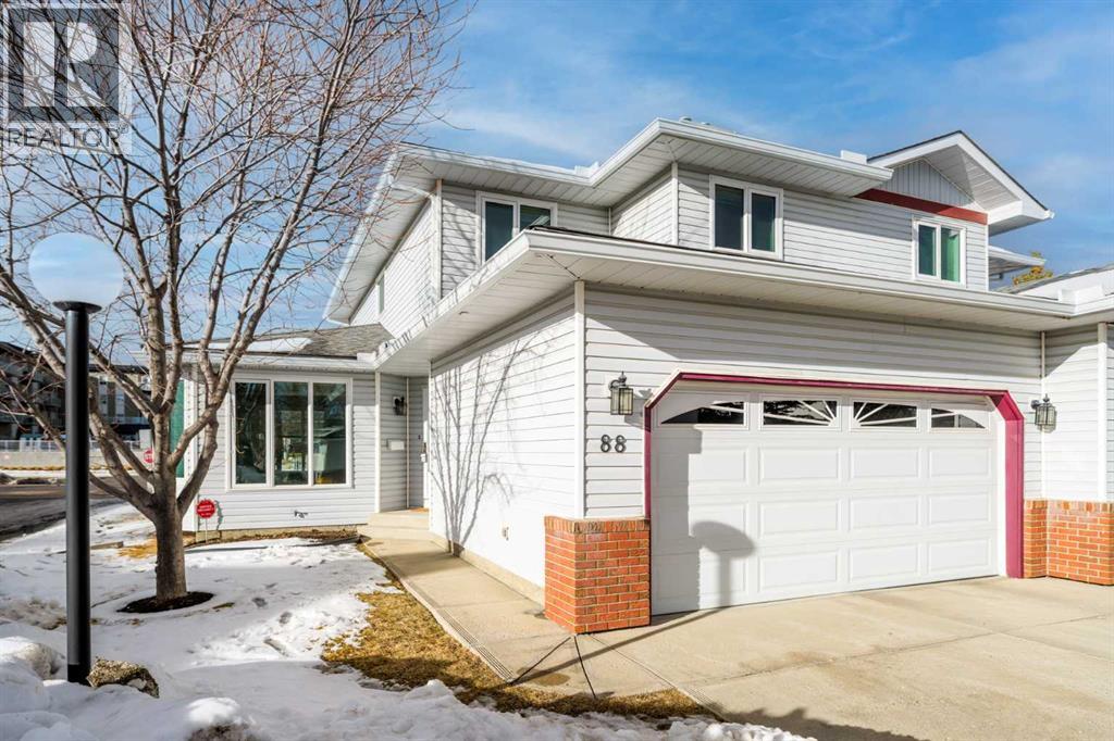 Duplex for Sale in 88 Scenic Gardens NW|Calgary, Alberta T3L1Y6