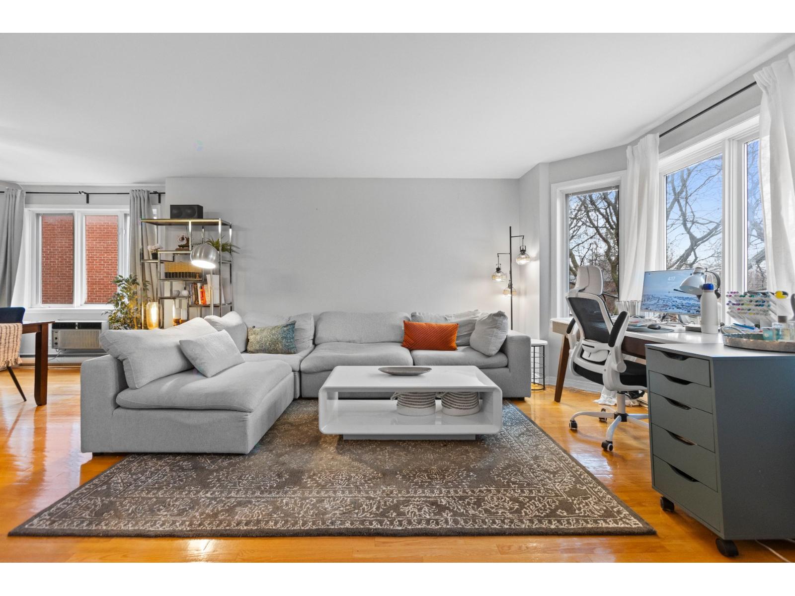 For sale: 615 20e Avenue, #302, Montréal (Lachine), Quebec H8S3T4