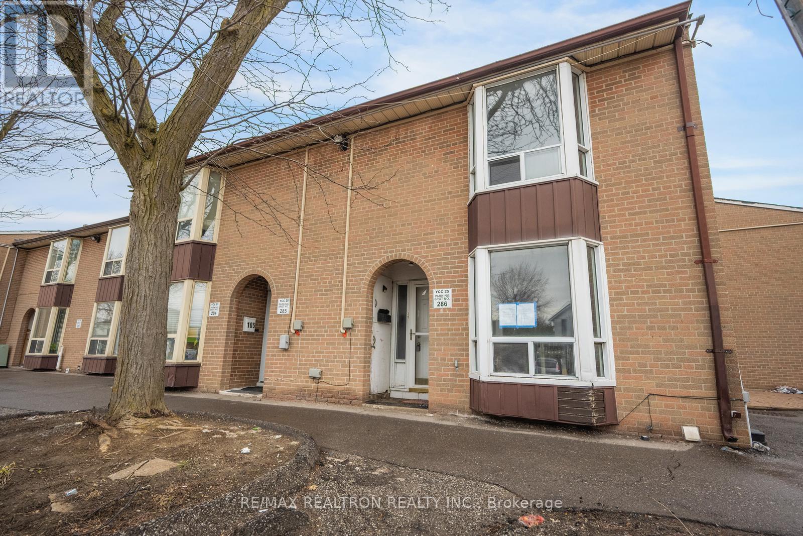 106 - 250 JOHN GARLAND BOULEVARD