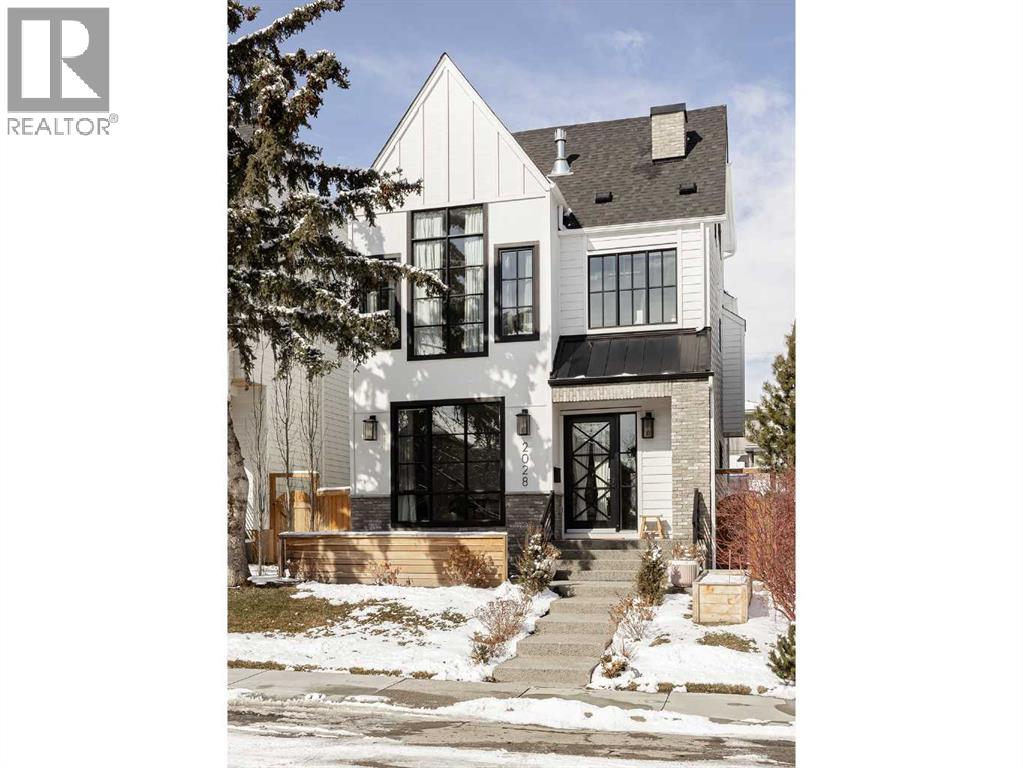 House for Sale in 2028 41 Avenue SW|Calgary, Alberta T2T2M1