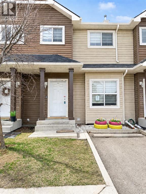 Row / Townhouse for Sale in 204, 111 Tarawood Lane NE|Calgary, Alberta T3J0C1