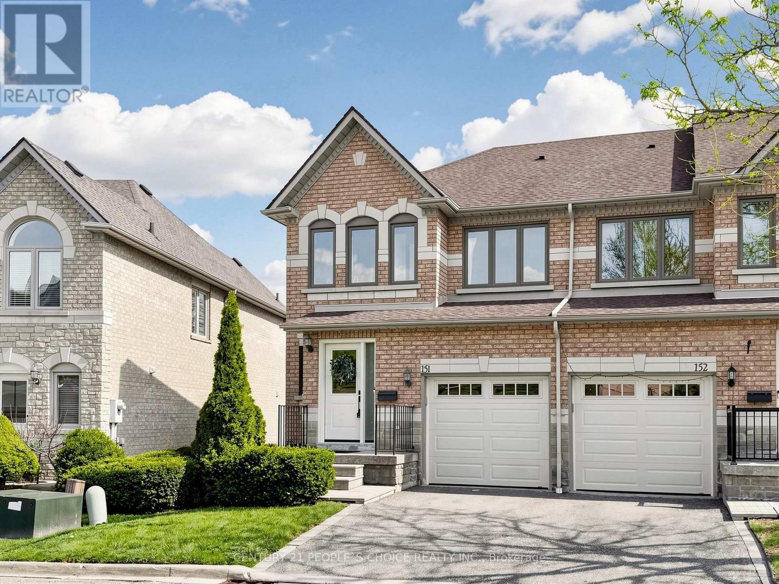 Row / Townhouse for Sale in 151 - 455 APACHE COURT|Mississauga (Hurontario), Ontario L4Z3W8 3