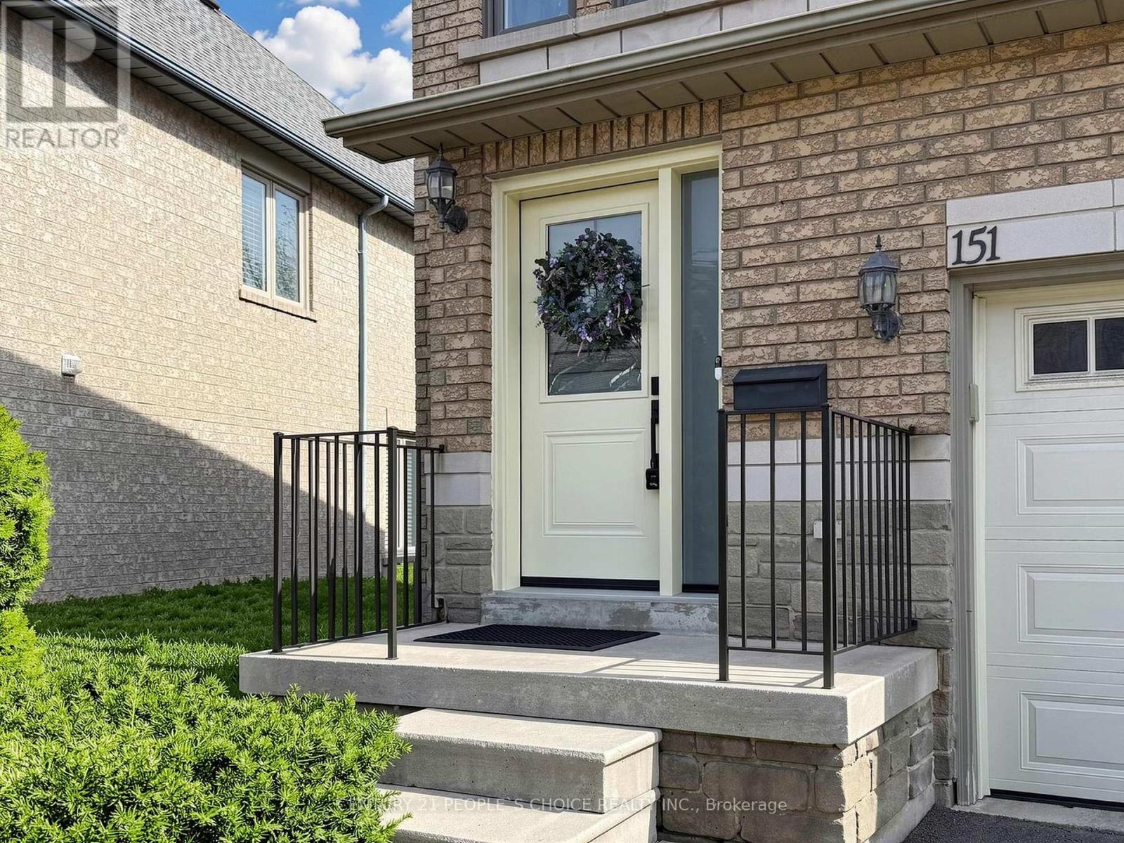 Row / Townhouse for Sale in 151 - 455 APACHE COURT|Mississauga (Hurontario), Ontario L4Z3W8 4