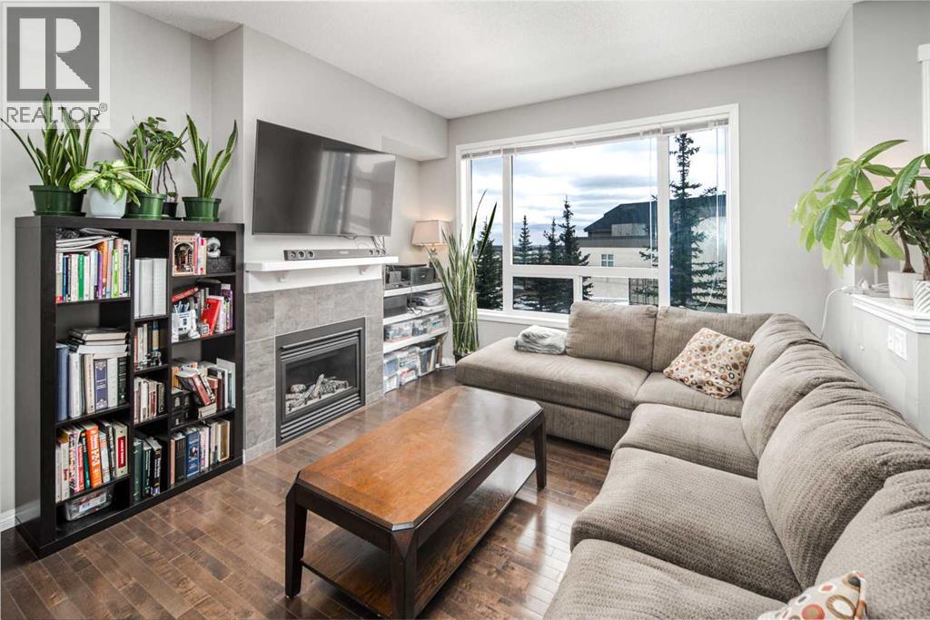 Row / Townhouse for Sale in 159 Kincora Heath NW|Calgary, Alberta T3R0G6 4