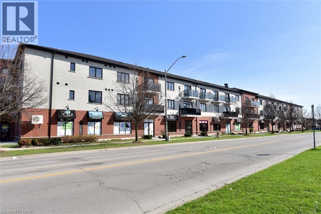 170 ROCKHAVEN Lane Unit# 210, Hamilton, Ontario L8B1B5