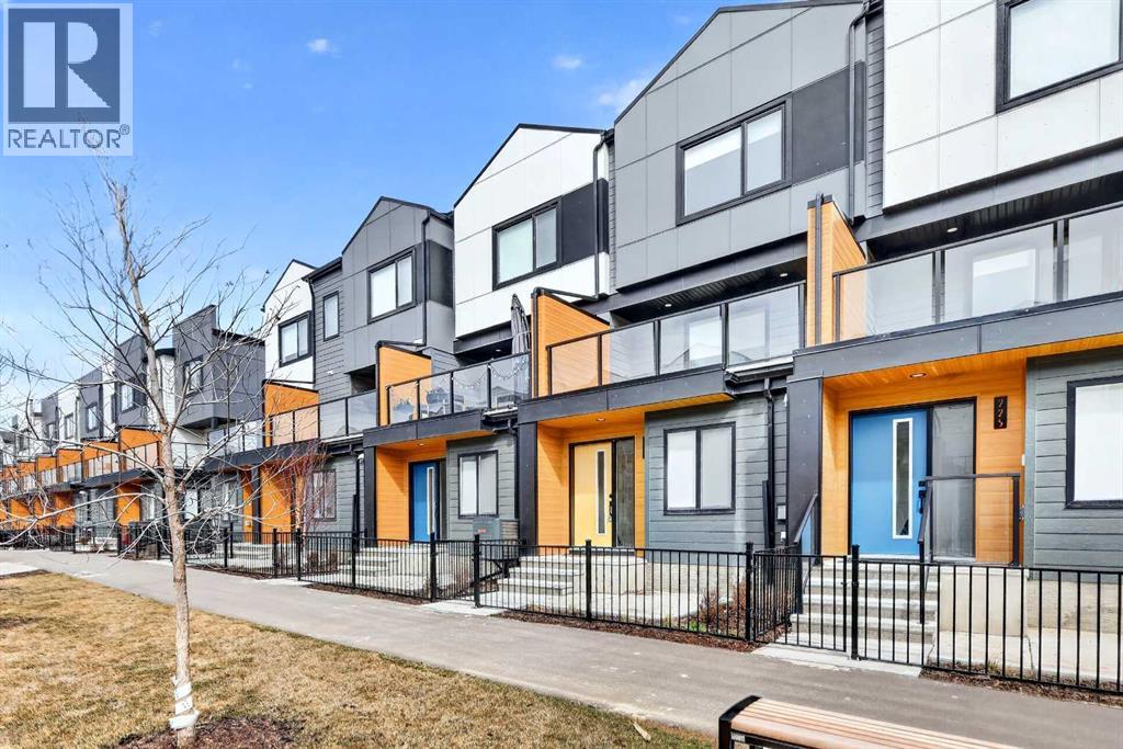 Row / Townhouse for Sale in 224, 8500 19 Avenue SE|Calgary, Alberta T2A0M8