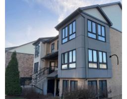 For sale: 6010 Boul. Chevrier, #3, Brossard, Quebec J4Z0L3
