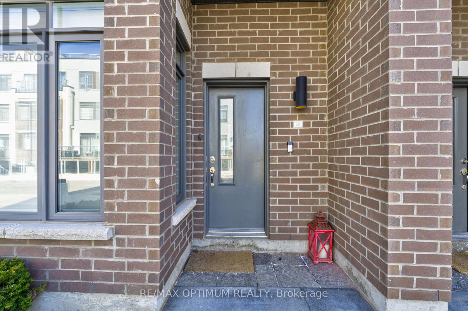 Row / Townhouse for Sale in 225 - 3070 SIXTH LINE|Oakville (GO Glenorchy), Ontario L6M1P8 3