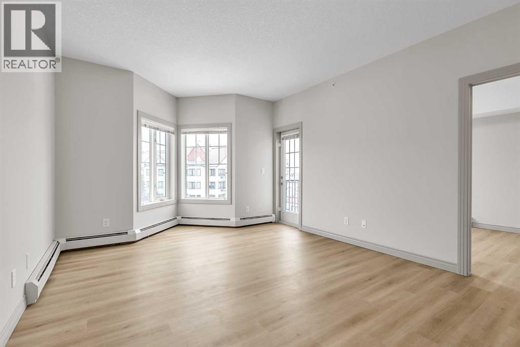 Apartment for Sale in 412, 70 Royal Oak Plaza NW|Calgary, Alberta T3G0C6 2
