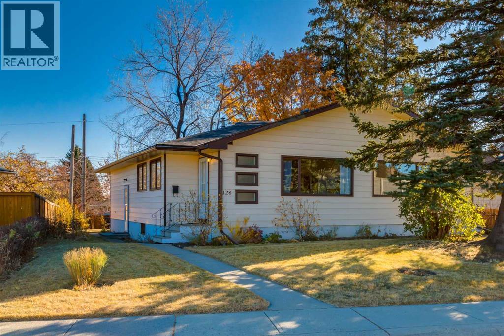 Duplex for Sale in 126 Winston Drive SW|Calgary, Alberta T3C2P9