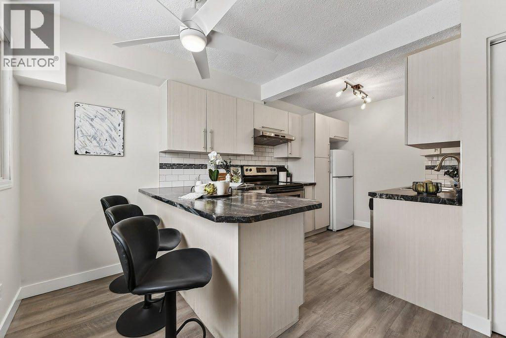 Row / Townhouse for Sale in 3, 6100 4 Avenue NE|Calgary, Alberta T2A5Z8