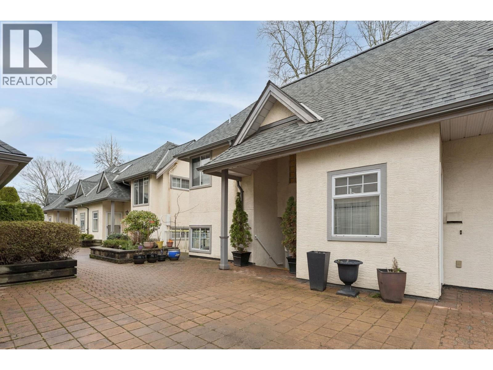 42 6511 CHAMBORD PLACE|Vancouver, British Columbia V5S4P2