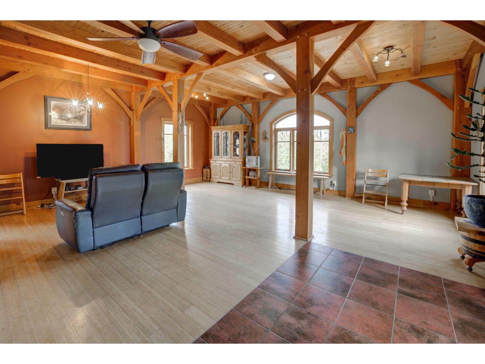 For sale: 250 Route 202 O., Hemmingford - Canton, Quebec J0L1H0 ...