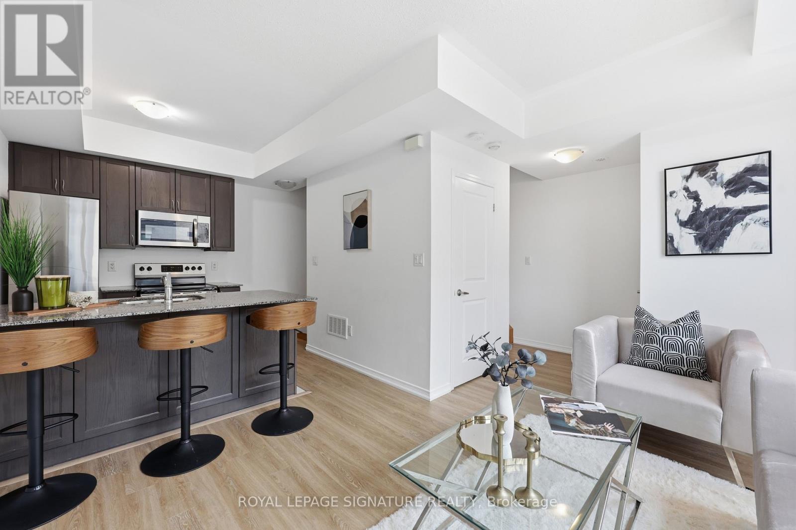Row / Townhouse for Sale in 55 - 28 FIELDWAY ROAD|Toronto (Islington-City Centre West), Ontario M8Z0E3