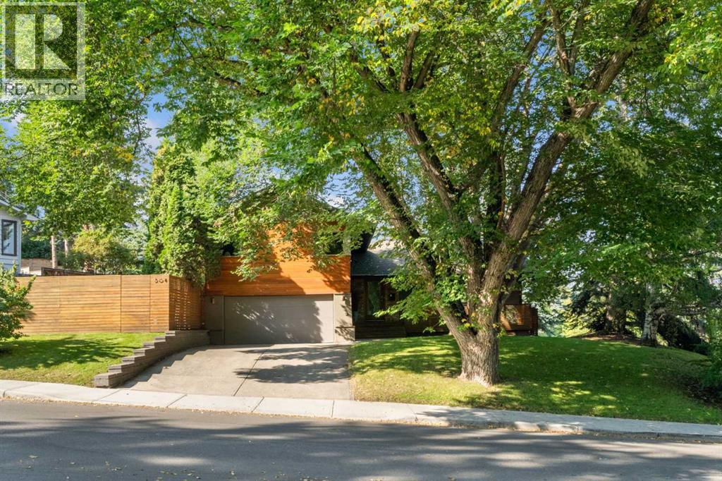 House for Sale in 504 Crescent Boulevard SW|Calgary, Alberta T2S1K9