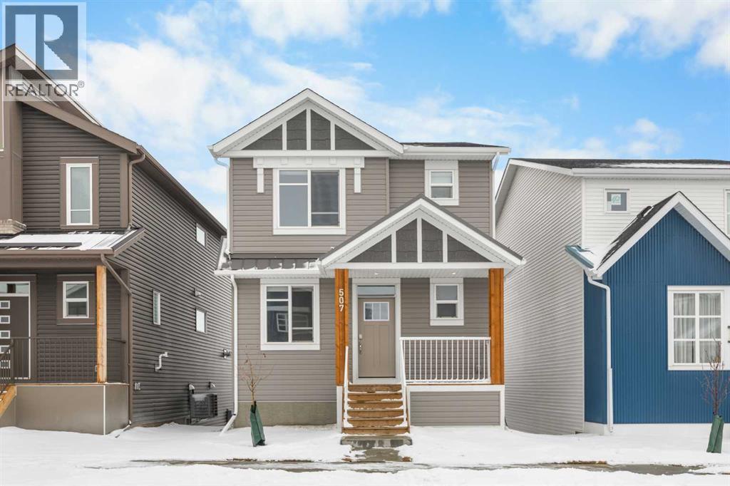 House for Sale in 507 Lucas Boulevard NW|Calgary, Alberta T3P2C9