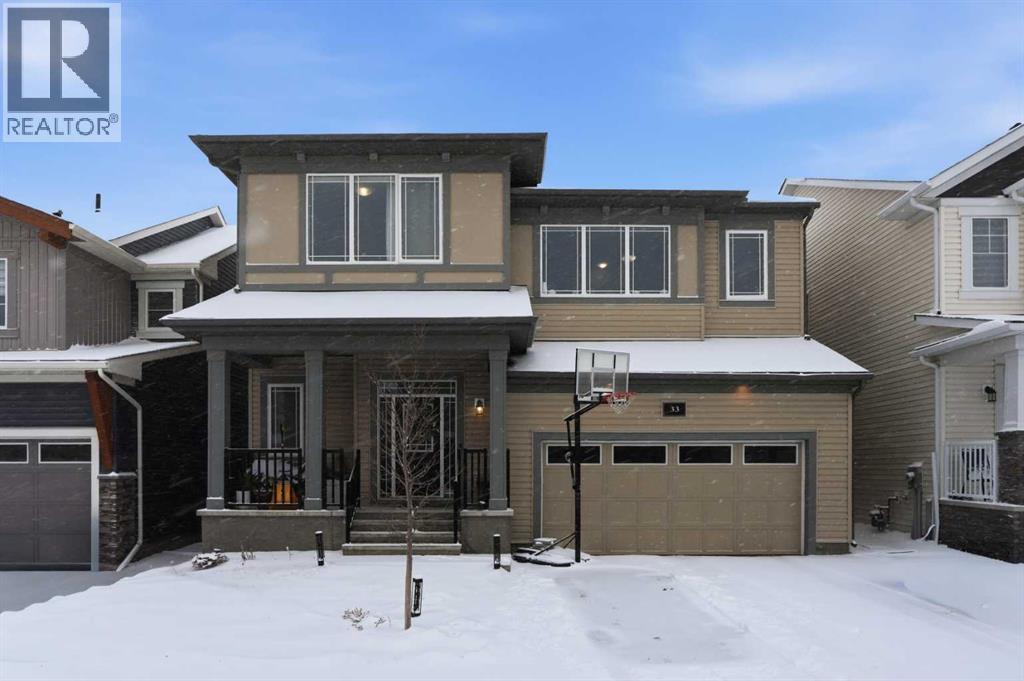 House for Sale in 33 Carringwood Street NW|Calgary, Alberta T3P2A7