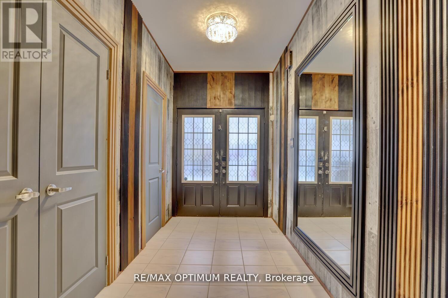 Row / Townhouse for Sale in 42 OAKMORE LANE|Brampton (Bram West), Ontario L6Y6H5 5