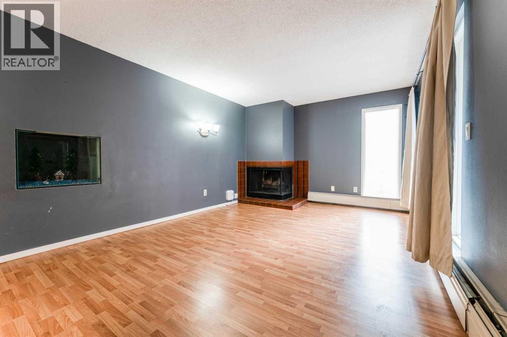 Apartment for Sale in 31, 821 3 Avenue SW|Calgary, Alberta T2P0H1 2