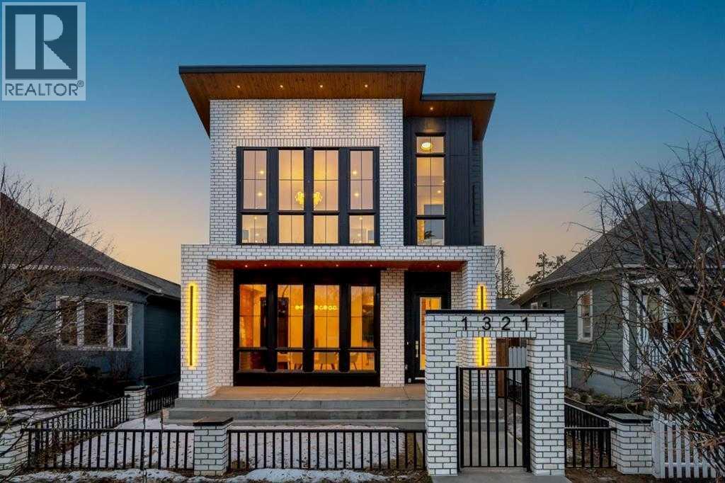 House for Sale in 1321 10 Avenue SE|Calgary, Alberta T2G0W8