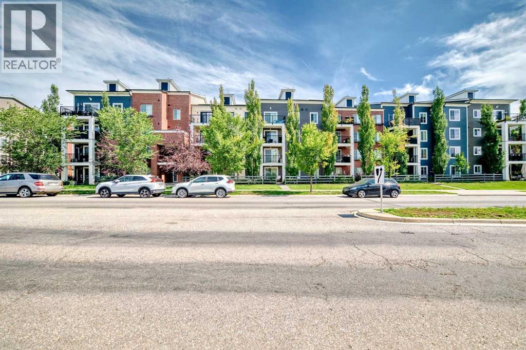 Apartment for Sale in 6315, 755 Copperpond Boulevard SE|Calgary, Alberta T2Z4R2
