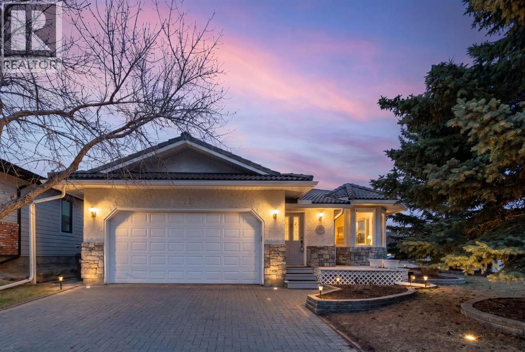 House for Sale in 118 Shawnee Place SW|Calgary, Alberta T2Y1X1