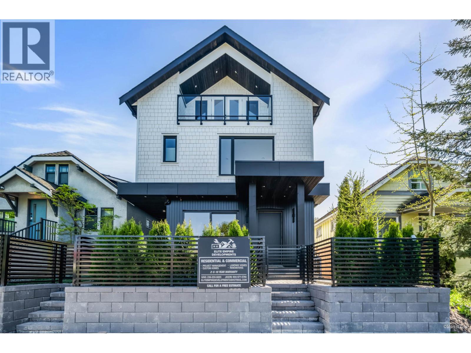 1 2636 MCGILL STREET|Vancouver, British Columbia V5K1H3