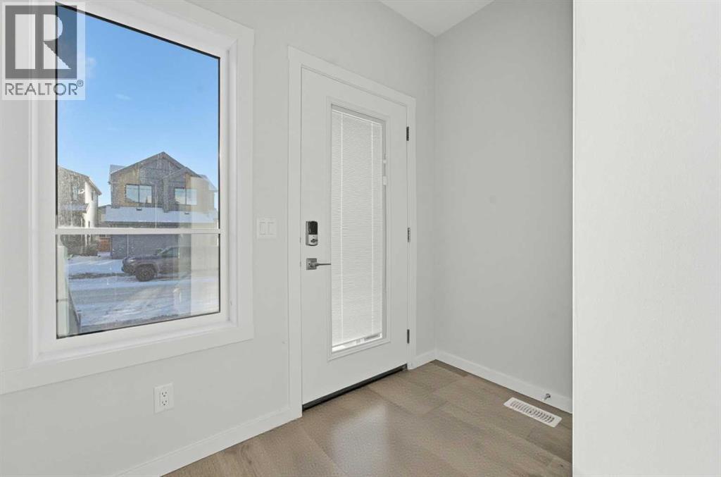 House for Sale in 8 Heartwood Lane SE|Calgary, Alberta T3S0P9 2