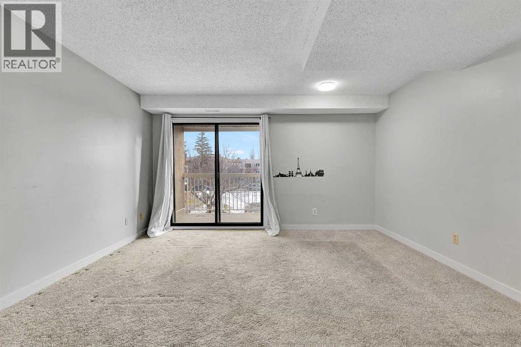 Row / Townhouse for Sale in 47, 3015 51 Street SW|Calgary, Alberta T3E6N5 5
