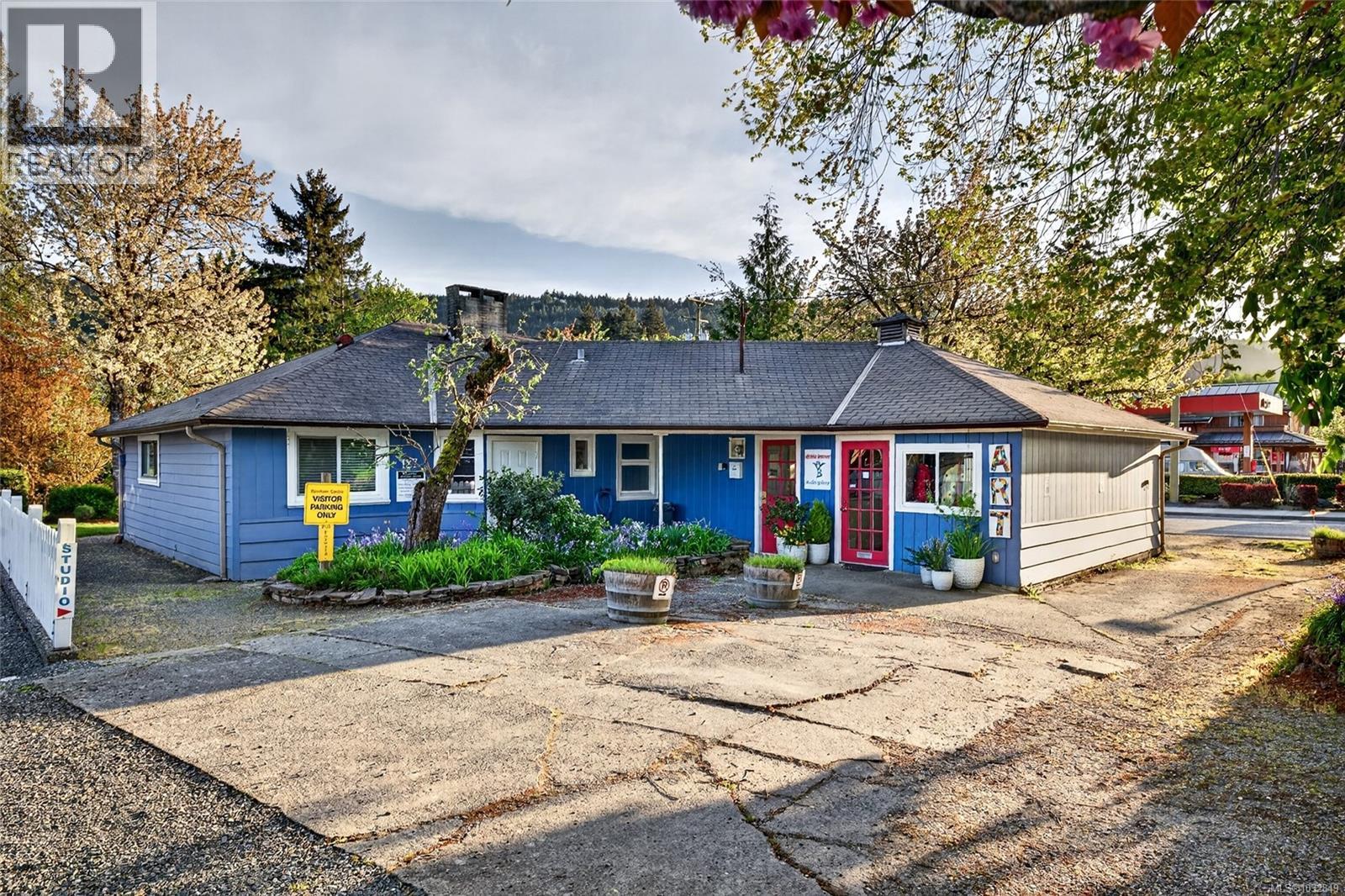Churchill Rd Salt Spring For sale: 127 Rainbow Rd, Salt Spring, British Columbia V8K2V5 ...