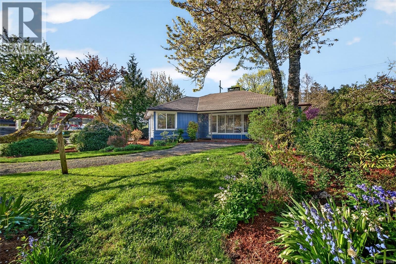 Churchill Rd Salt Spring For sale: 127 Rainbow Rd, Salt Spring, British Columbia V8K2V5 ...