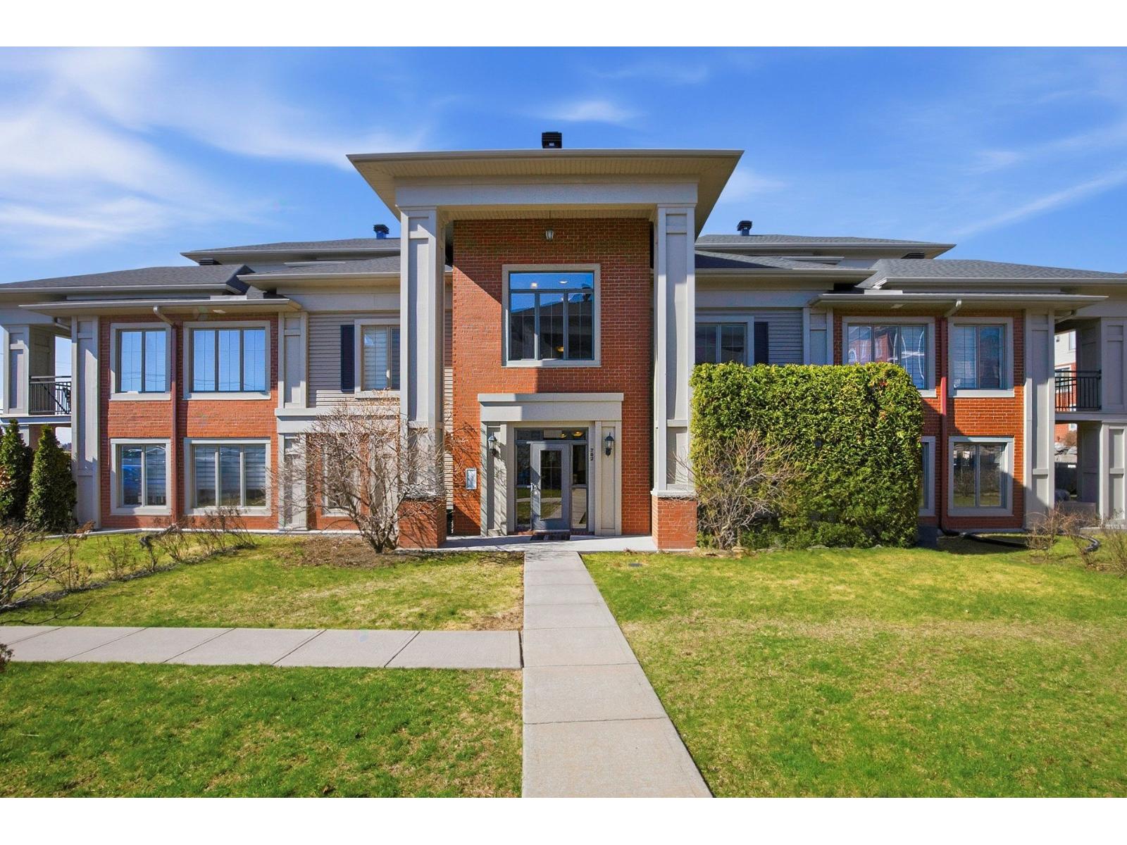 782 Rue des Sureaux, #6, Boucherville, Quebec J4B0J4