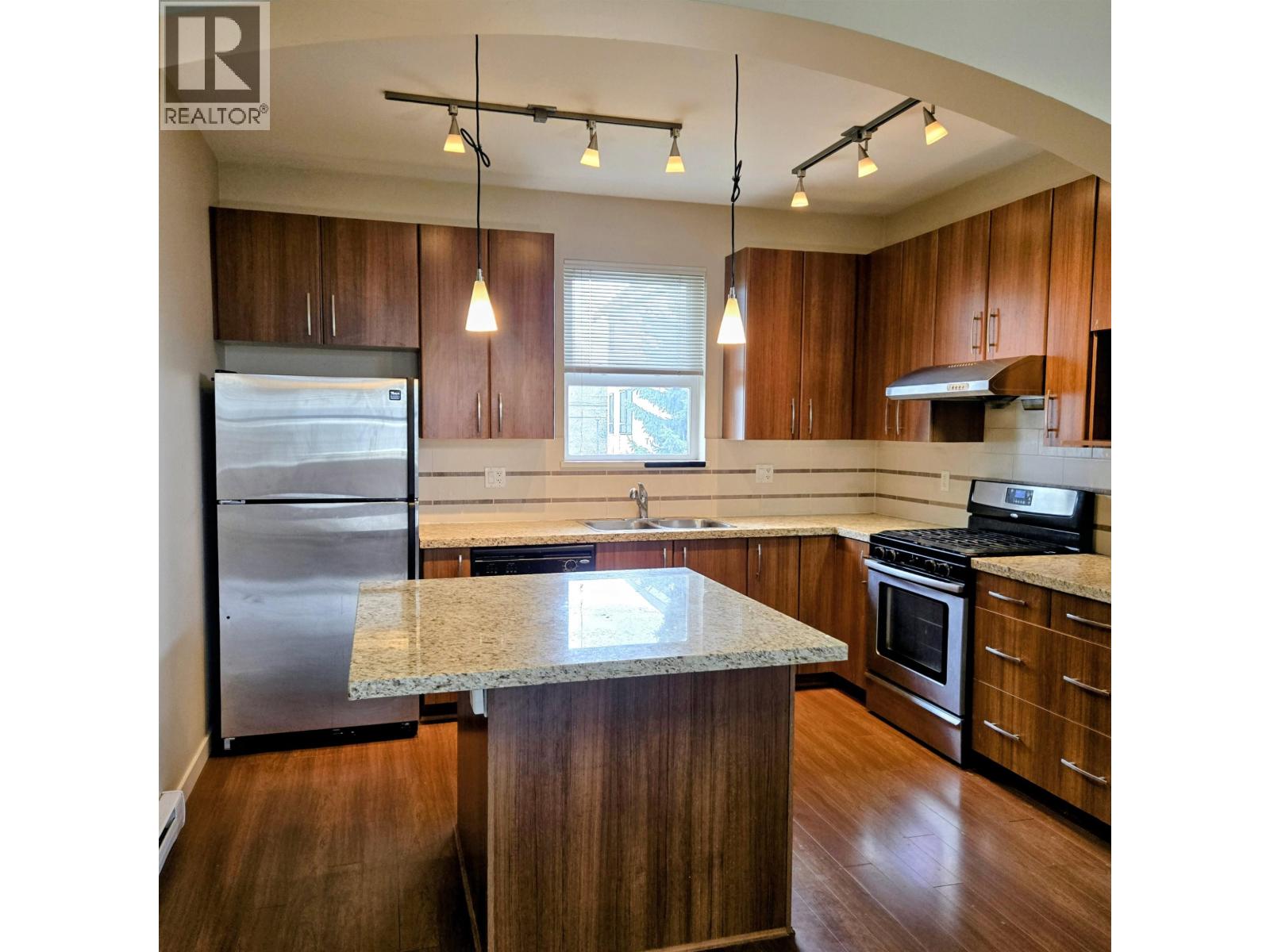 For sale: 11 9333 FERNDALE ROAD, Richmond, British Columbia V6Y1X4 ...