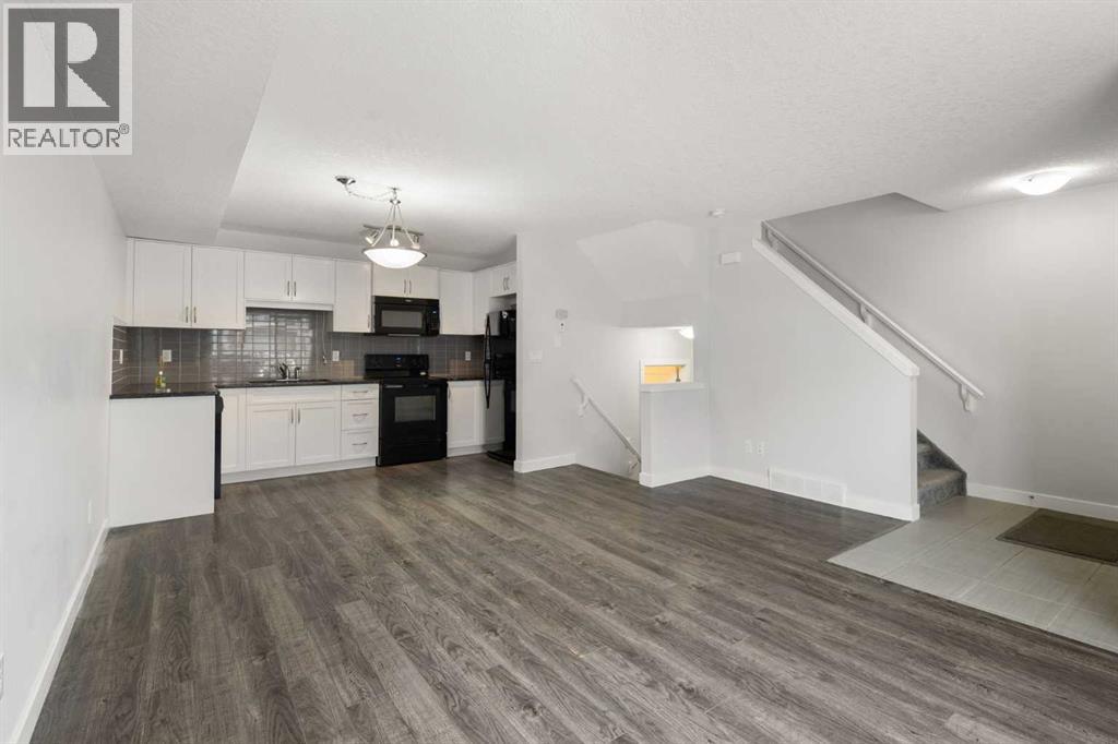 Row / Townhouse for Sale in 902, 250 Sage Valley Road NW|Calgary, Alberta T3R0R6 5