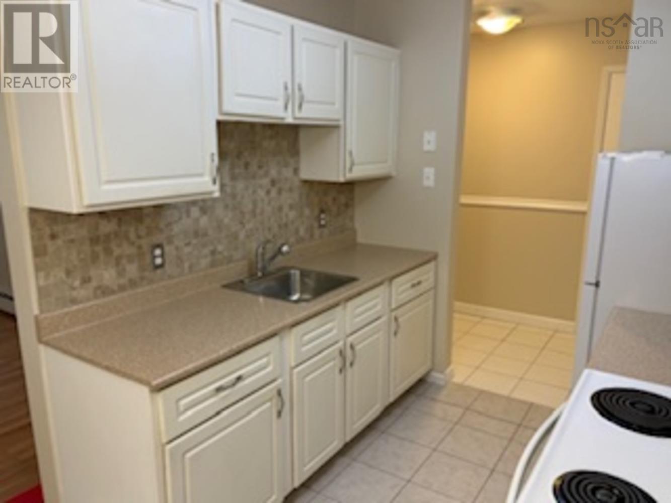 204 41 Moirs Mill Road, Bedford, Nova Scotia B4A3C4