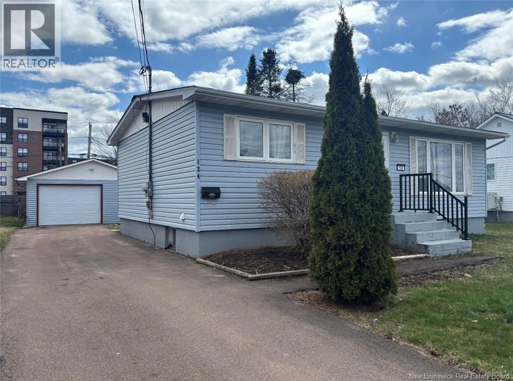 For sale: 124 REDMOND Street, Moncton, New Brunswick E1A3J7