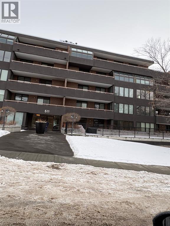 Apartment for Sale in 203, 511 56 Avenue SW|Calgary, Alberta T2V0G6